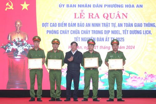 Công an phường Hòa An được khen thưởng đột xuất về thành tích phòng chống tội phạm