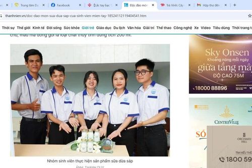 Sinh viên chế nước giải khát sữa dừa sáp