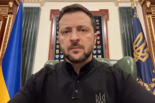 Tổng thống Zelenskyy sa thải hàng loạt đặc phái viên và đại sứ của Ukraine