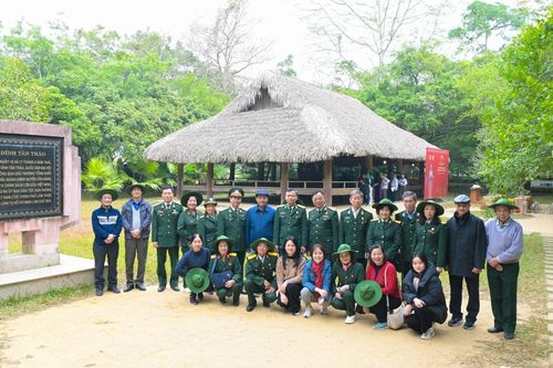 Hành trình về nguồn ý nghĩa của Hội CCB Tập đoàn Dầu khí Quốc gia Việt Nam
