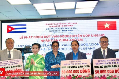 Kỷ niệm 66 năm Quốc khánh nước Cộng hòa Cuba