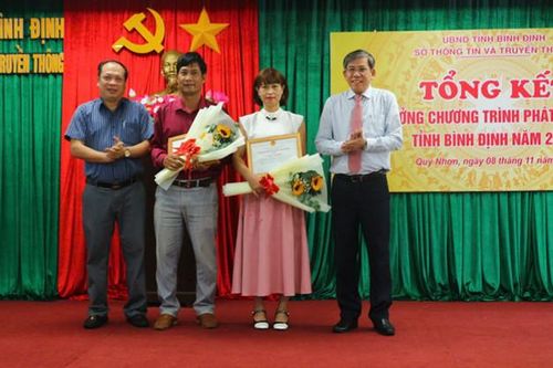 Nhiều tiện ích vận hành đài truyền thanh thông minh ở Bình Định
