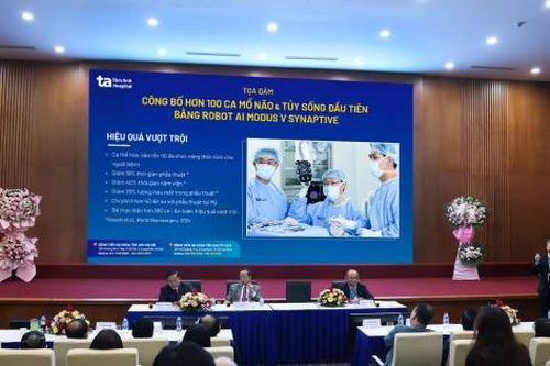 Bệnh viện Đa khoa Tâm Anh TP.HCM công bố 100 ca phẫu thuật não và tủy sống đầu tiên bằng Robot AI duy nhất tại Việt Nam