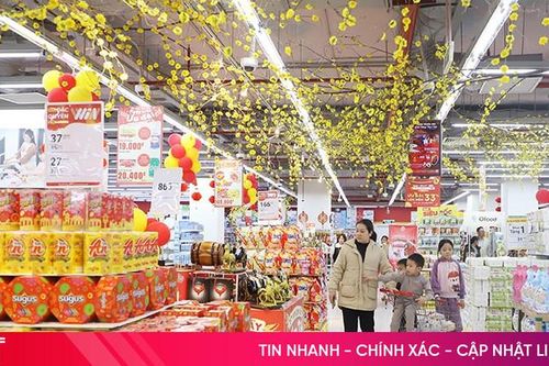 Hàng tết lên kệ, sức mua chưa như kỳ vọng