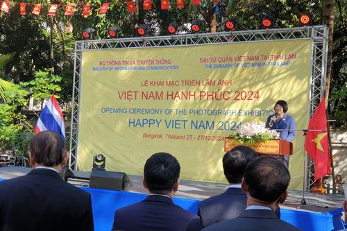 Khai mạc triển lãm ảnh 'Việt Nam hạnh phúc - Happy Vietnam' năm 2024 tại Bangkok