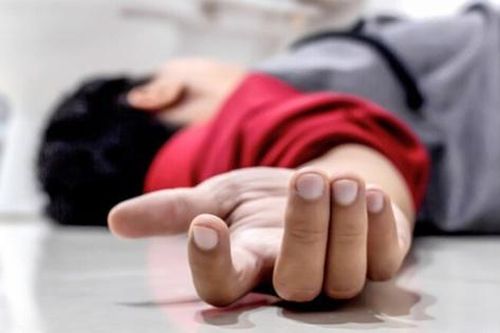 Chữa đột quỵ bằng 'ho mạnh, sấy vào gáy', bác sĩ lên tiếng