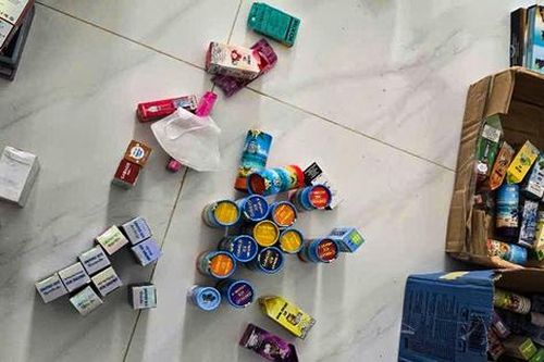 Lâm Đồng: Phát hiện hàng trăm sản phẩm thuốc lá điện tử nhập lậu