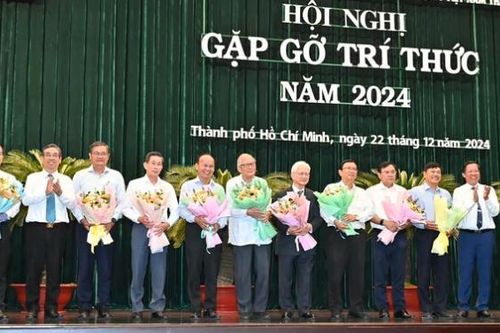Tạo môi trường thông thoáng nhất cho hoạt động nghiên cứu khoa học