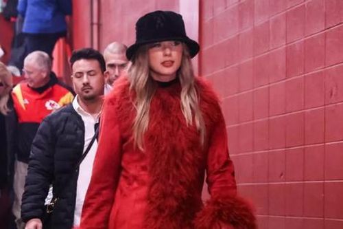 Taylor Swift tiếp tục trở thành biểu tượng nhờ một khoảnh khắc