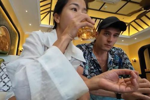 Một cặp đôi nổi tiếng showbiz cãi nhau khi du lịch Phú Quốc sau đám cưới