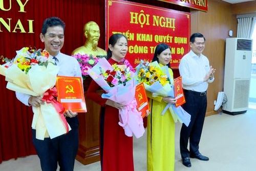 Tỉnh ủy Đồng Nai công bố các quyết định về công tác cán bộ