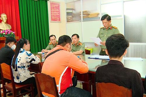 Hệ lụy từ mua bán tài khoản ngân hàng