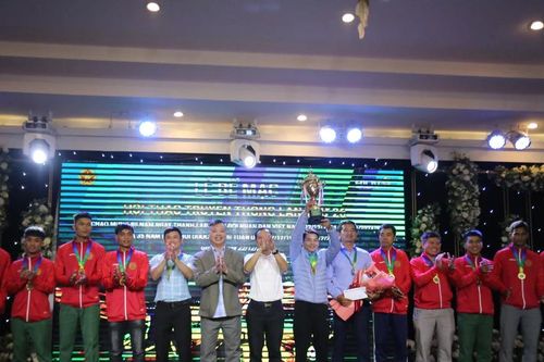 Trao 4 bộ huy chương tại Hội thao chào mừng Ngày thành lập Quân đội nhân dân Việt Nam