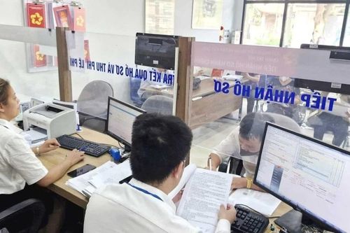 Tinh giản biên chế hơn 16.000 công chức, viên chức