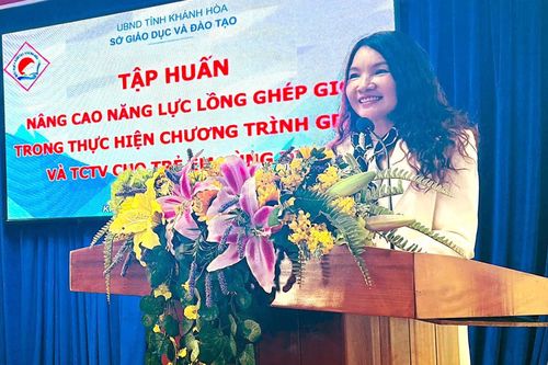Tập huấn nâng cao năng lực lồng ghép giới trong giáo dục mầm non