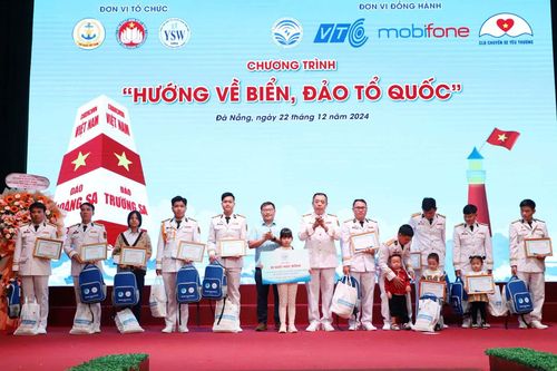 Chương trình 'Hướng về biển, đảo Tổ quốc'