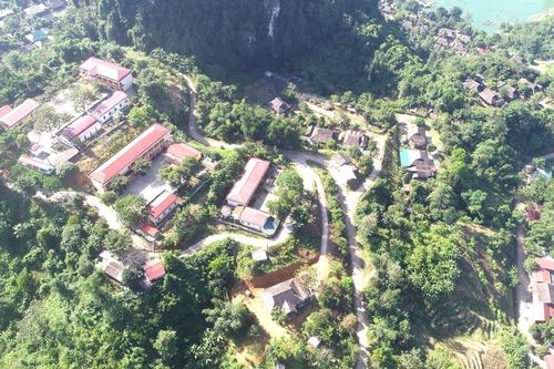 Bản vùng cao khởi sắc