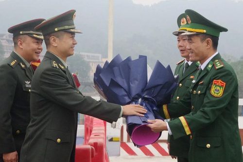 Hội đàm xây dựng đường biên giới hòa bình, hữu nghị, hợp tác và phát triển