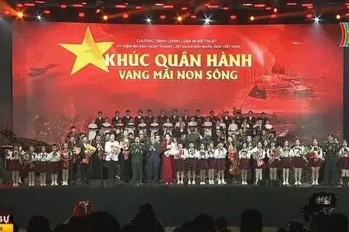 Hào hùng 'Khúc quân hành vang mãi non sông'