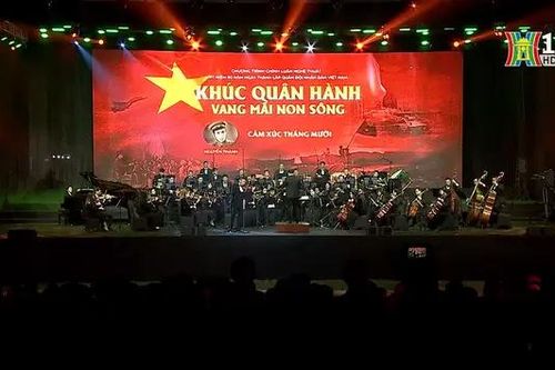 'Khúc quân hành vang mãi non sông' tri ân người lính Cụ Hồ