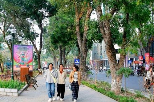 Tin tức đặc biệt trên báo in Hànôịmới ngày 23-12-2024