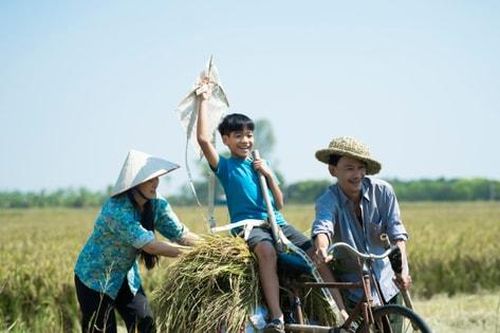 Phim ca nhạc 'Miền nhớ' – tái hiện hành trình theo đuổi âm nhạc của Lê Vĩnh Toàn