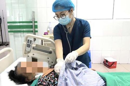 Từ những bọng nước ở chân, người phụ nữ ở Lạng Sơn bị sốc nhiễm khuẩn nguy kịch