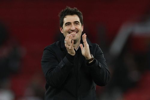 'Hiện tượng' Iraola khuynh đảo Premier League