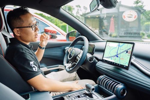 Người dùng đánh giá về trợ lý Việt: 'Kiki Auto hiểu tôi muốn nói gì'
