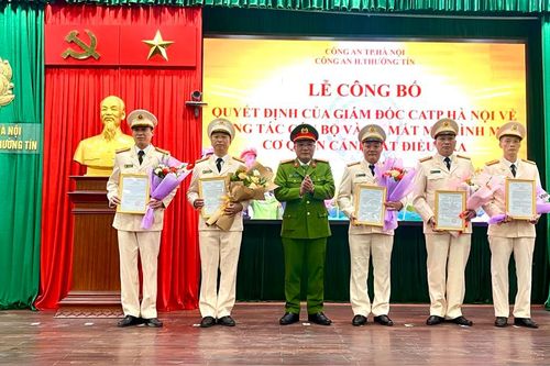 Công an Thường Tín công bố quyết định bộ máy mới và điều động cán bộ