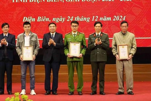 Mỗi tác phẩm được trao giải đều thể hiện niềm kính yêu vô hạn đối với Bác Hồ