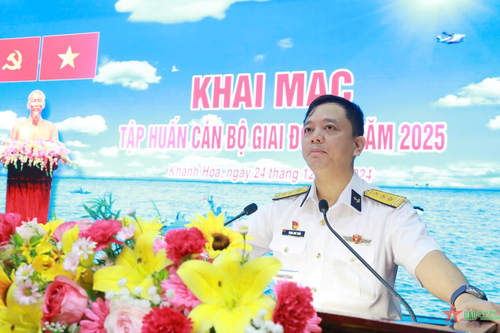 Vùng 4 Hải quân tập huấn cán bộ năm 2025