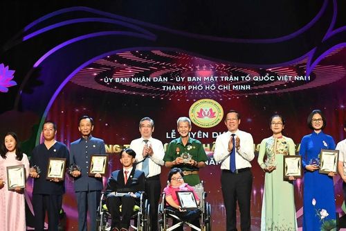 Thành phố mang tên Bác - Thành phố nghĩa tình, thành phố của lòng nhân ái