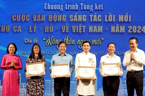 Trao 34 giải thưởng sáng tác lời mới Thơ ca - lý - hò - vè Việt Nam năm 2024