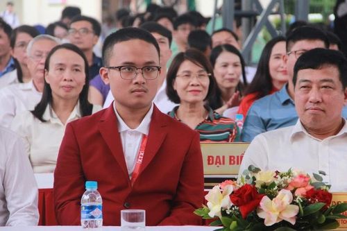 Niềm đam mê Toán của nam sinh dành huy chương Olympic quốc tế