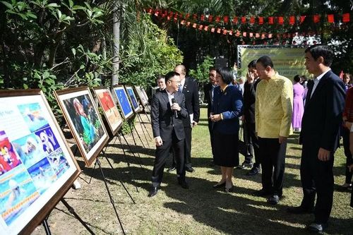 Khai mạc Triển lãm ảnh 'Việt Nam hạnh phúc - Happy Vietnam' tại Thái Lan