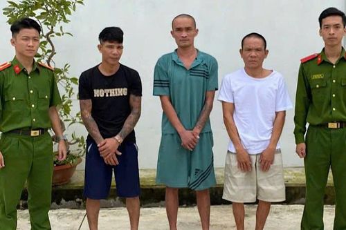 Bắt giữ 7 người, thu 2 khẩu súng và 3.000 viên ma túy ở Nghệ An
