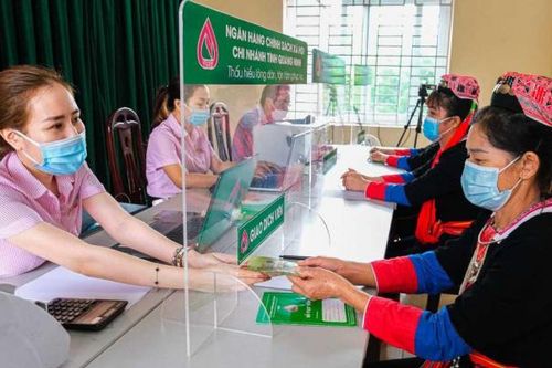 Khách hàng bị ảnh hưởng bởi bão Yagi được giảm lãi suất cho vay tại Ngân hàng Chính sách xã hội