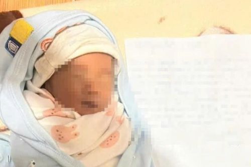 'Nữ sinh viên năm 3' bỏ con: Bé sơ sinh đang được sư cô chăm sóc