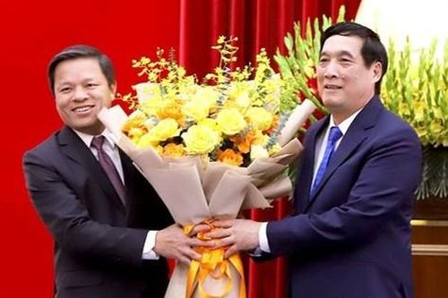 Bản tin 8H: Bầu bổ sung phó chủ tịch tỉnh vào Ban Thường vụ Tỉnh ủy