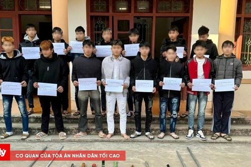 Kịp thời ngăn chặn nhóm 'trẻ vô danh' chuẩn bị hung khí để đánh nhau