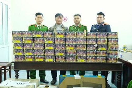 Hà Tĩnh: Triệt xóa đường dây buôn bán hơn 1 tấn pháo lậu