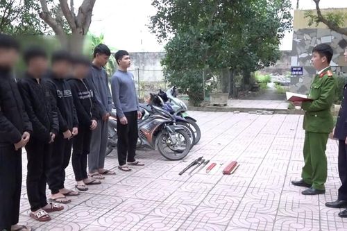 Bắt nhóm đối tượng dùng hung khí đuổi chém người đi đường tại huyện Nghi Lộc