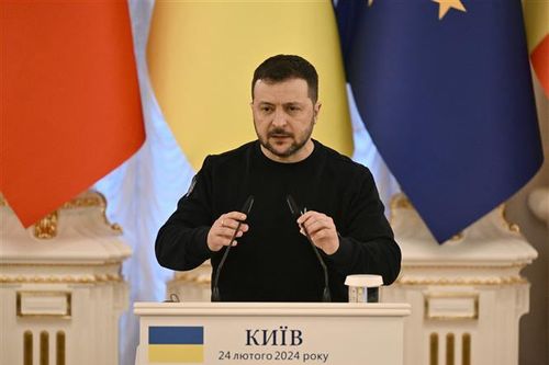 Tổng thống Ukraine chỉ trích Thủ tướng Slovakia về vấn đề khí đốt