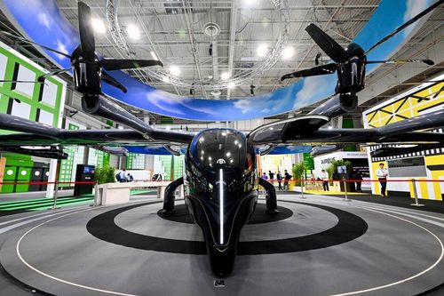 Abu Dhabi đưa taxi bay đầu tiên trên thế giới hoạt động vào năm 2025