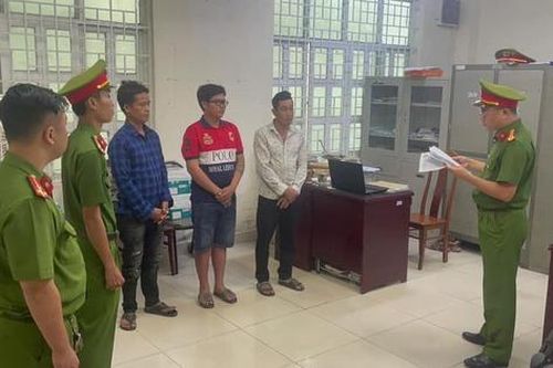 Bắt giam nhóm tài xế rượt đuổi đánh nhau sau va chạm giao thông