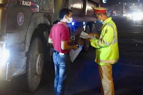 Từ ngày 1/1/2025, lái xe quá 48 tiếng/tuần sẽ bị phạt