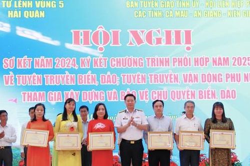 Phụ nữ tích cực tham gia bảo vệ chủ quyền biển, đảo