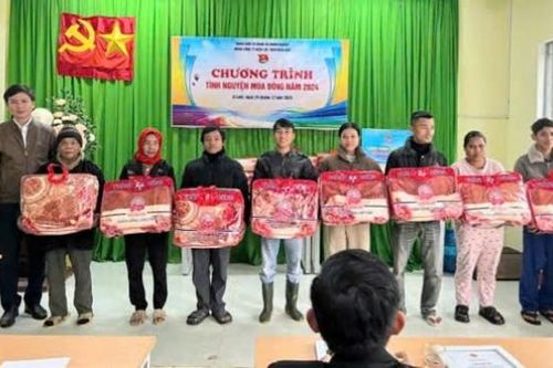 PC Thừa Thiên Huế: Thực hiện nhiều hoạt động ý nghĩa trong tháng Tri ân khách hàng