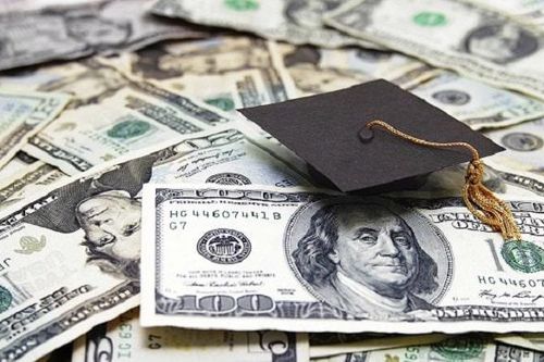 Lừa đảo 'chạy' bằng khen, học bổng, thi hộ tiếng Anh để chiếm đoạt tài sản
